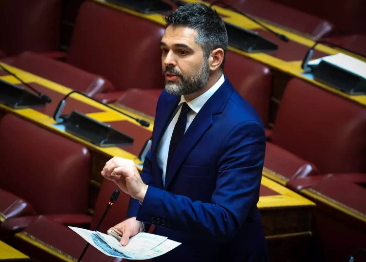 ΣΥΡΙΖΑ: Ανοίγει την πόρτα της εξόδου ο Σαρακιώτης – Προβλήματα με το καλημέρα στο Κίνημα Δημοκρατίας