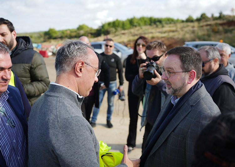 Ν. Κοροβέσης: Ζητά να γίνουν έργα για τον δρόμο Σιμόπουλο-Πανόπουλο