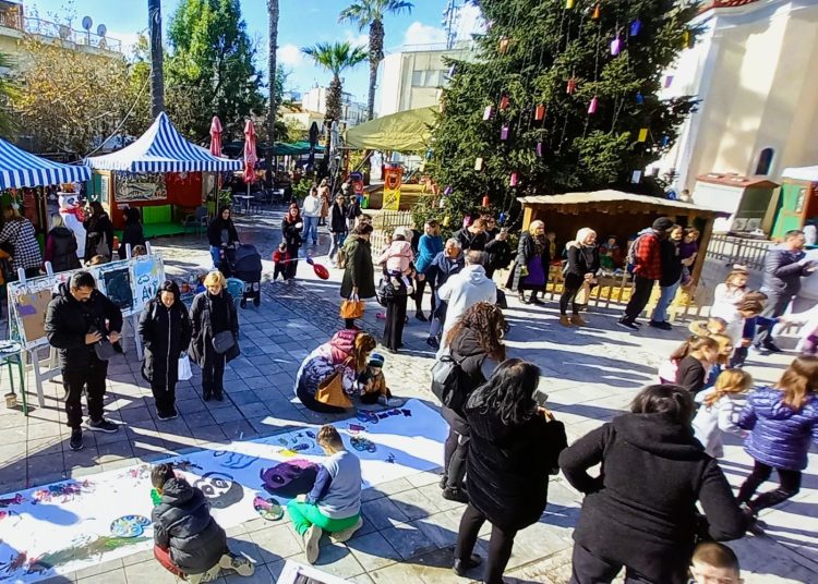 Αμαλιάδα: Πολλά χαμόγελα & πολλοί επισκέπτες στο Χριστουγεννιάτικο χωριό