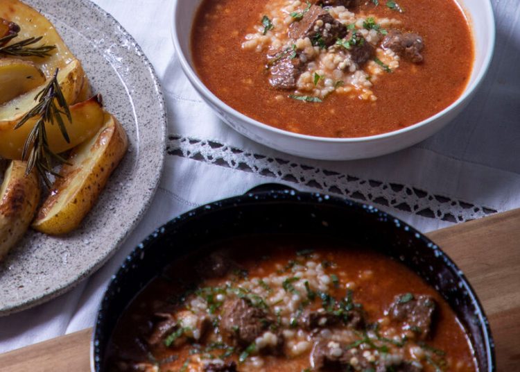 Κρεατόσουπα με τραχανά