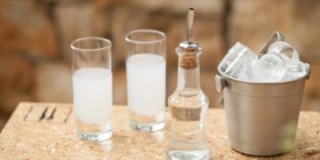 Αμαλιάδα: Στο νοσοκομείο 12χρονος μετά από κατανάλωση τσίπουρου-Είχε πάρει τσίπουρο από το σπίτι για να κάνει challenge