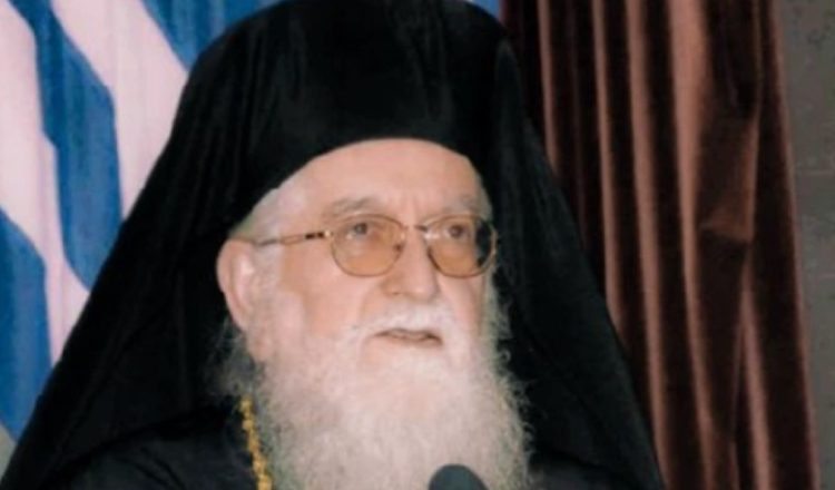 Διασωληνωμένος νοσηλεύεται ο Μητροπολίτης Κόνιτσας Ανδρέας