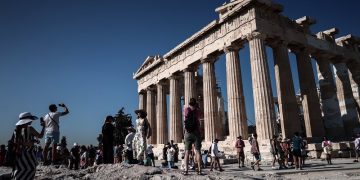 Πολύ καλό 2025 βλέπουν στον ελληνικό τουρισμό οι μεγάλοι tour operators