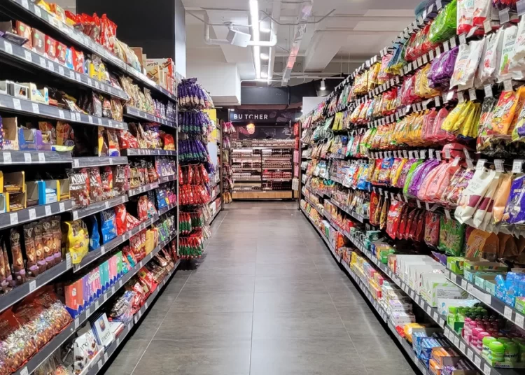 «Καλάθι Χριστουγέννων»: Από 11 Δεκεμβρίου ως τις 3 Ιανουαρίου -Μπαίνουν 3 κρέατα και 3 γλυκά, οι τιμές