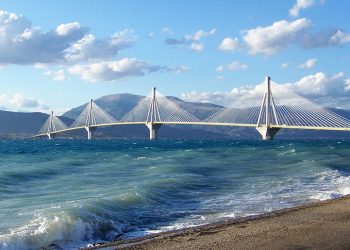 Γέφυρα Ρίου: Την φτιάξαμε για να περνάμε αλλά είναι πανάκριβη-Νέες αυξήσεις