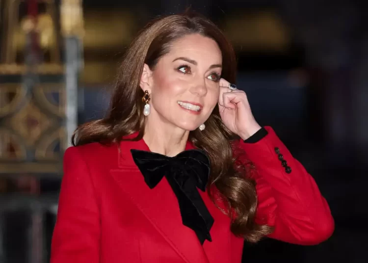 Κέιτ Μιντλετον: Η νέα της δημόσια εμφάνιση σε χριστουγεννιάτικη εκδήλωση στο Λονδίνο
