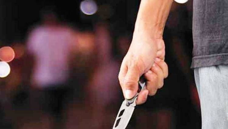 Πάτρα: Πήγε με μαχαίρι στο σχολείο και απείλησε συμμαθητή του