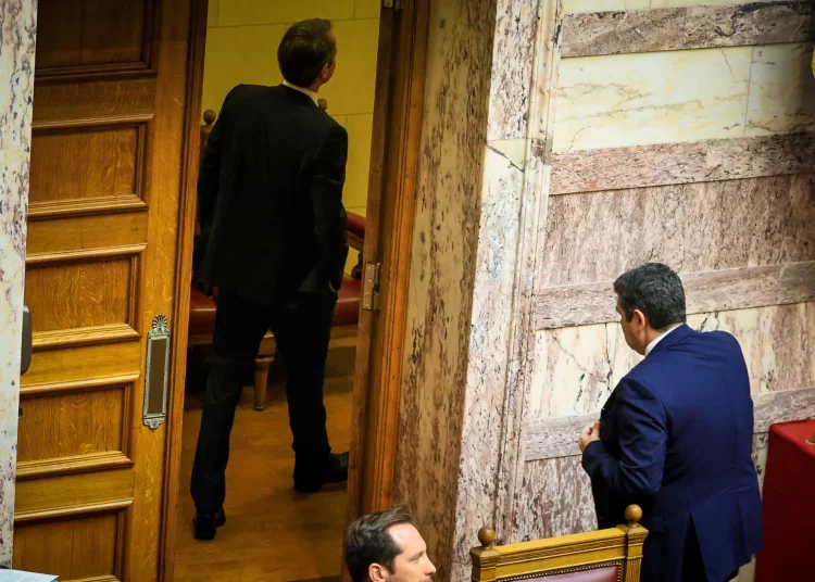 Κυριάκος Μητσοτάκης: Διέκοψε νωρίτερα την ομιλία του λόγω πόνου στη μέση