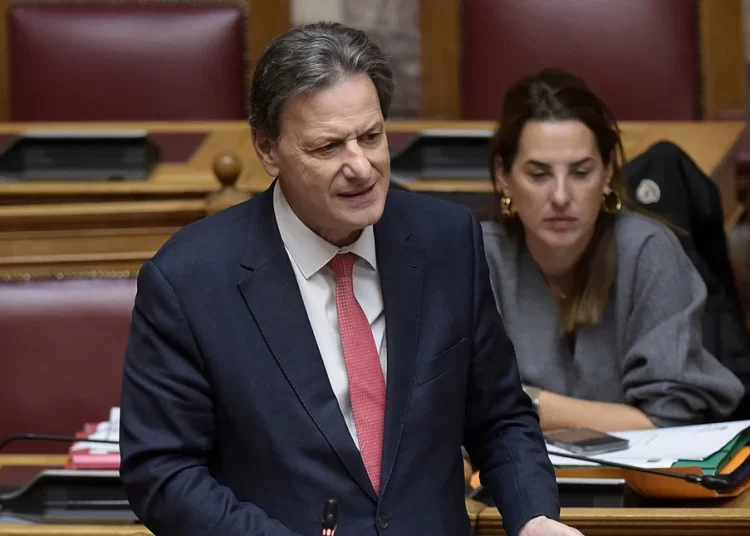 «Βόμβες» από τον Θ. Σκυλακάκη στη Βουλή -Προανήγγειλε κατεδαφίσεις αυθαιρέτων και ελέγχους στις πολεοδομίες