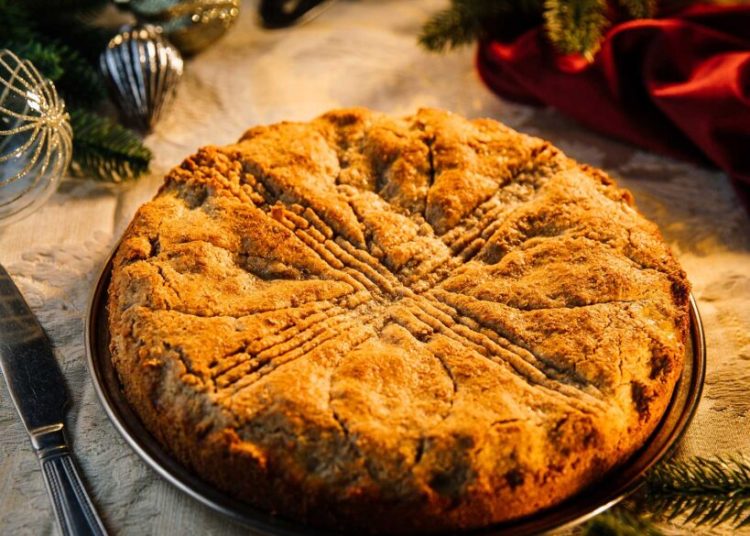 Παραδοσιακές ελληνικές βασιλόπιτες: 14 συνταγές από τα παλιά