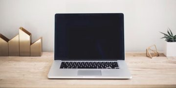 Επιχειρήσεις: Έρχεται επιδότηση εως 1600 ευρώ για laptop & tablet