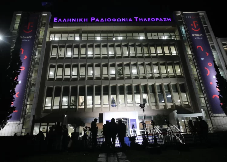 Εργαζόμενοι ΕΡΤ: Η ιεραρχία του τομέα ενημέρωσης «έπνιξε» τη φωνή χιλιάδων Ελλήνων – Το έγκλημα ήταν προμελετημένο