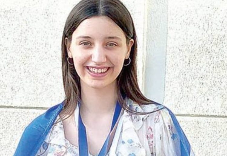Στην Ολυμπιάδα Φυσικής στο Παρίσι η μαθήτρια του Πύργου Μυρσίνη Δημητροπούλου