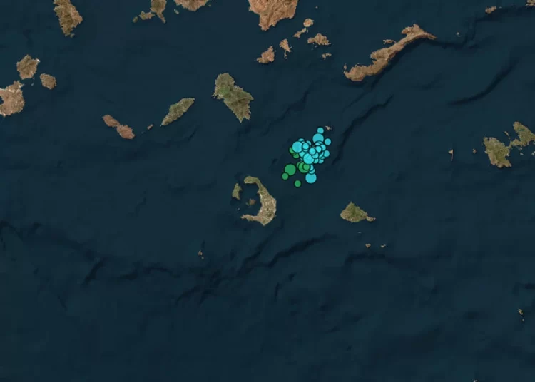 Σαντορίνη: Σε σεισμική- ηφαιστειακή δραστηριότητα στο νησί – Έκτακτη σύσκεψη