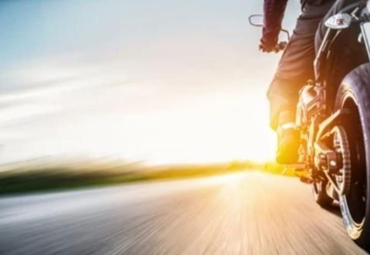 Θα απαγορευτεί η χορήγηση καυσίμων σε όποιον δεν φοράει κράνος