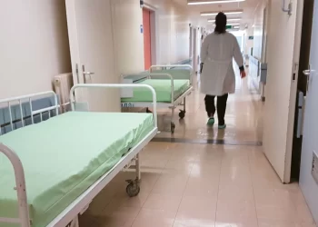 Νέα σχέδια και οικονομικά κίνητρα για να βρεθούν 1.500 «προσωπικοί γιατροί»