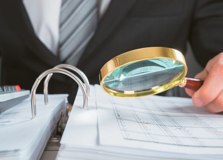 Φορολογικό «σάρωμα» από την ΑΑΔΕ το 2025 με χιλιάδες υποθέσεις στο στόχαστρο