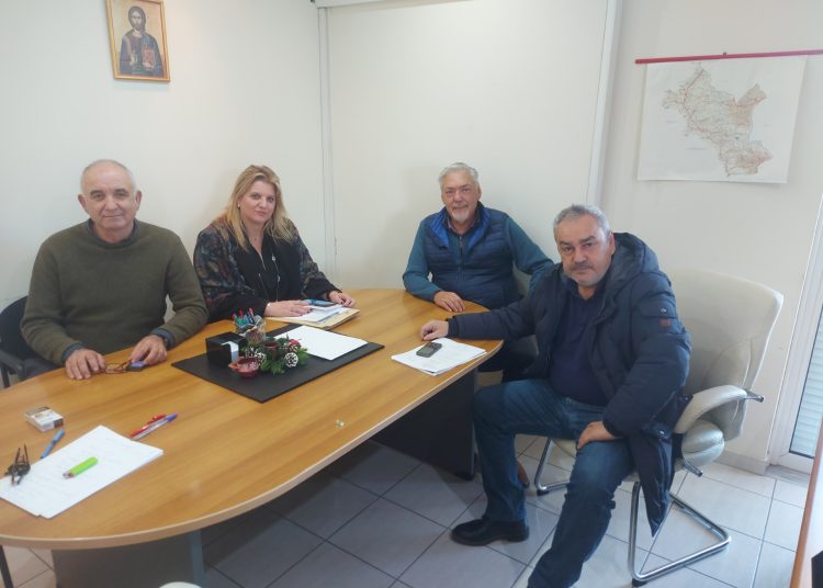 Συνάντηση Καστρινού με Διευθυντή Α βαθμιας Εκπαίδευσης Ηλείας Α. Καρατζά