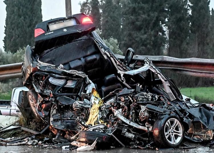 Πατρών Πύργου: Συγκλονίζουν οι γονείς του 25χρονου που δίνει μάχη να κρατηθεί στη ζωή