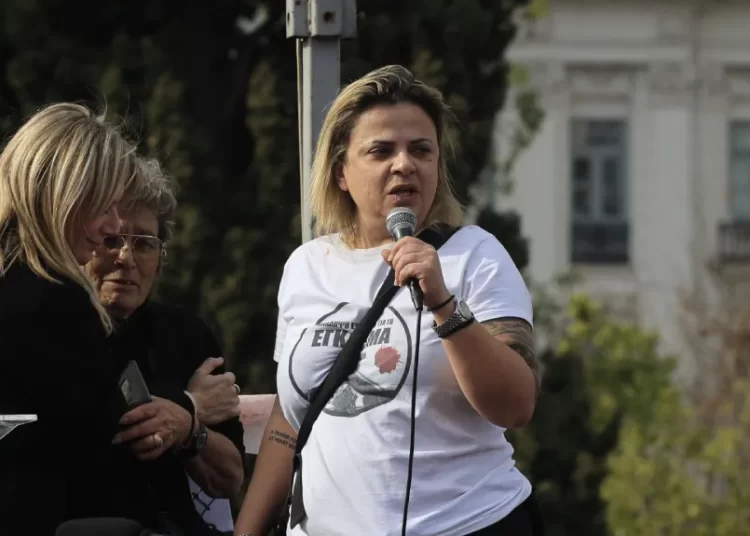 Η Κ. Βουτσινά ξεσπά με τον «παραπλανημένο» Μητσοτάκη: «Ψέματα, μισές αλήθειες, παραποίηση των γεγονότων»