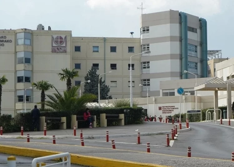 Φρίκη στο Ηράκλειο: Συνελήφθησαν οι γονείς του 3χρονου αγοριού που δίνει μάχη για τη ζωή του, βαρύτατα κακοποιημένο