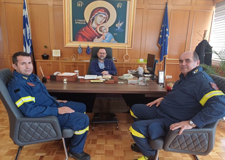 Συνάντηση Ν. Κοροβέση με τους νέους διοικητές Π.Υ. Ηλείας και Πύργου