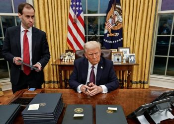 Τραμπ: Θα επιβάλω δασμούς στην ΕΕ – “Δεν με ενδιαφέρει” η αντίδραση της αγοράς