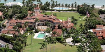 Mar-A-Lago: H έπαυλη του Τραμπ – Την αγόρασε για 10 εκατ. το 1985 και σήμερα αξίζει πάνω από 1 δισ.