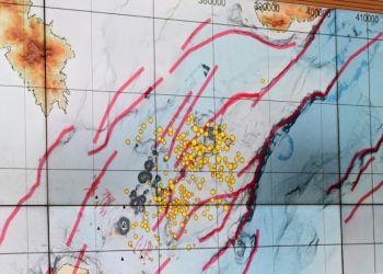 Σαντορίνη: Φηρά, Αθηνιός, Αρμένης, παλιός Λιμένας και Αμμούδι oι 5 περιοχές που κινδυνεύουν με κατολισθήσεις