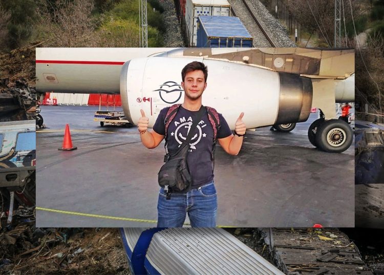 Τέμπη: «Σαν να έσκασε πυρηνική βόμβα στο κεφάλι του» – Συγκλονίζει η μητέρα του μοναδικού επιζώντα