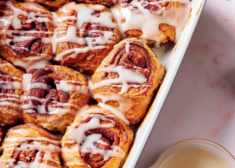 Φτιάχνουμε σπιτικά Cinnamon rolls