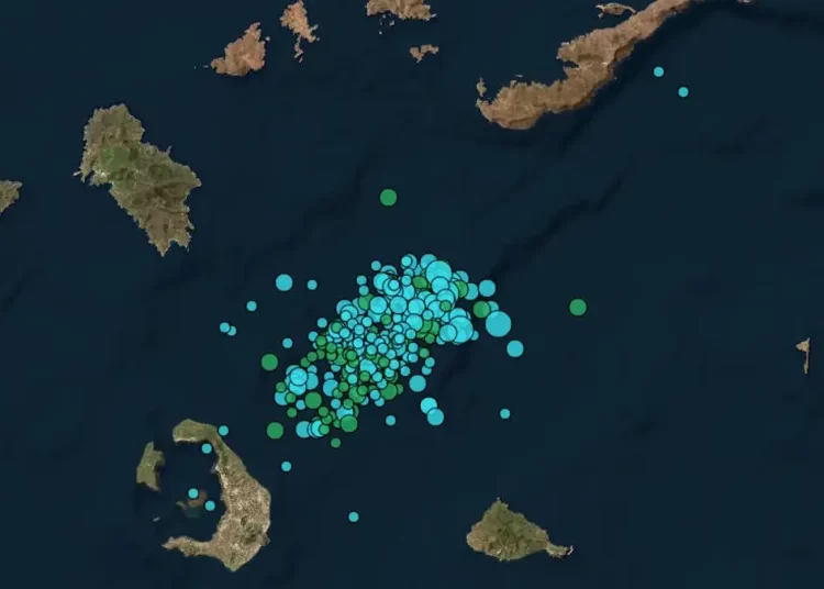 Νέος σεισμός στη Σαντορίνη: 4,3 Ρίχτερ – Ανάστατοι οι κάτοικοι