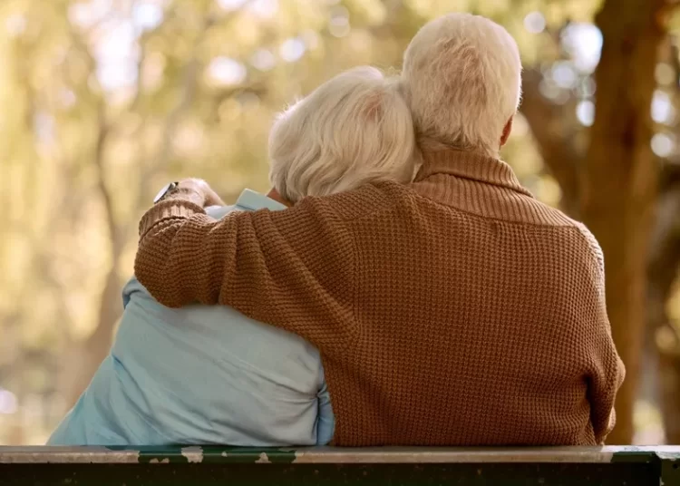 Γήρανση: Ποια είναι η μέση ηλικία του πληθυσμού της Ευρώπης – Τι ισχύει για την Ελλάδα