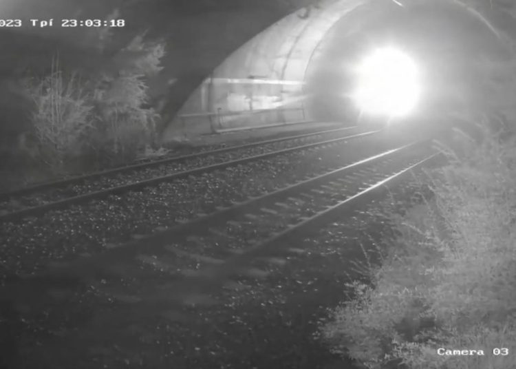 Τέμπη: Σε 10 μέρες το πόρισμα των Εγκληματολογικών Ερευνών για τα βίντεο της εμπορικής αμαξοστοιχίας