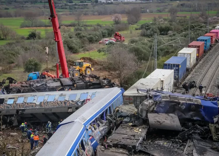 Τέμπη: Αποκαλυπτικά έγγραφα για τα εύφλεκτα υγρά που βρέθηκαν στην εμπορική αμαξοστοιχία