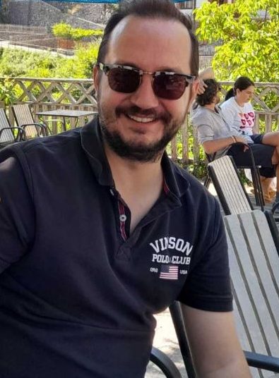 Εισαγγελέας υπόθεσης Τεμπών για τον νεκρό γιό της: ¨Εσείς & το αφεντικό σας τι τέλος θα έχετε;¨