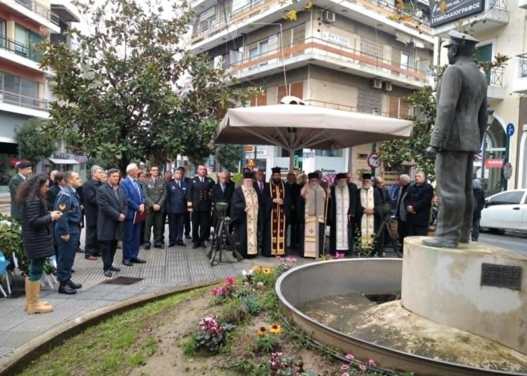 Πύργος: Τίμησαν την προσφορά του κυβερνήτη του θρυλικού «Παπανικολή»