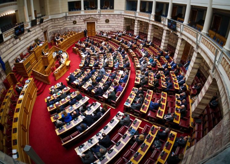 Βουλή: Ξεκίνησε η συζήτηση για Προανακριτική εις βάρος Τριαντόπουλου