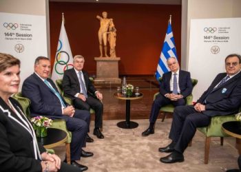 Ντροπή & αίσχος: Μετέτρεψαν σε σαλόνι & καφενείο τον χώρο που εκτίθεται ο Ερμής του Πραξιτέλη