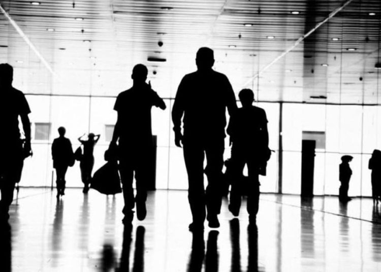 Ελλάδα-Εργασία: Περισσότερες οι απολύσεις από τις προσλήψεις