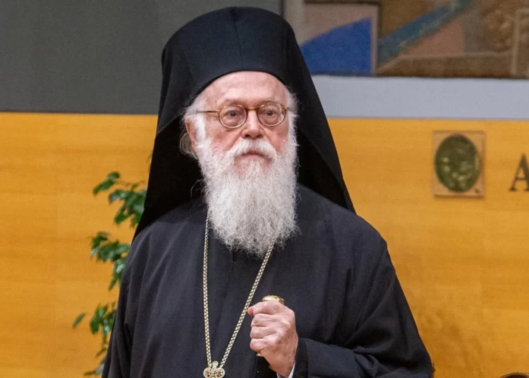 Αρχιεπίσκοπος Αναστάσιος: Στο μνημόσυνο διαβάστηκε η διαθήκη του – Σε ποιους αφήνει τις καταθέσεις του