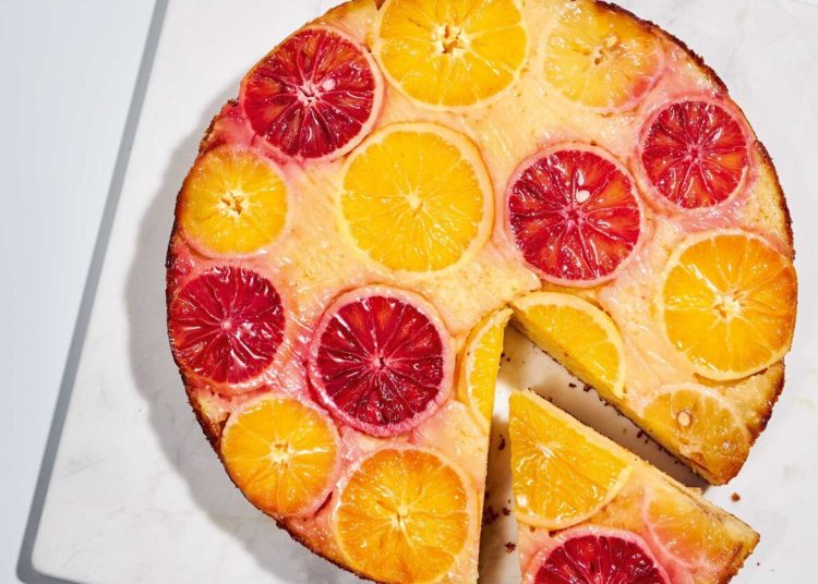 Kέικ με όλα τα εσπεριδοειδή της εποχής