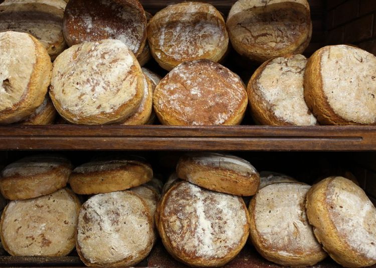 Νέες αυξήσεις στο ψωμί-Γιατί ανεβαίνουν οι τιμές;