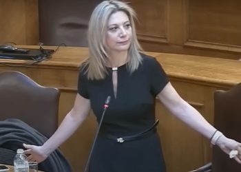 Καρυστιανού: «Η Δικαιοσύνη έχει γίνει ο συνεργός του εγκλήματος των Τεμπών και της συγκάλυψής του»