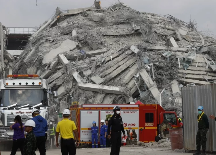 Σεισμός στη Μιανμάρ: Ξεπέρασαν και επίσημα τους 1.000 οι νεκροί – Μάχη με τον χρόνο στα συντρίμμια