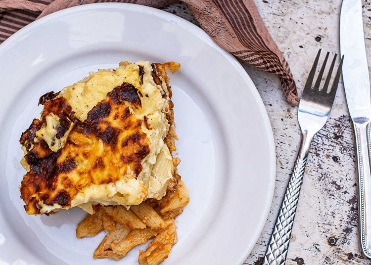 Μοναστηριακό παστίτσιο με τόνο