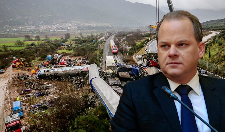 Σφίγγει ο κλοιός γύρω από τον Κώστα Καραμανλή