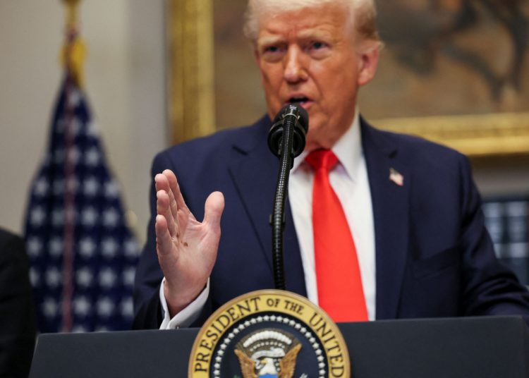 Τράμπ: Πως σχεδιάζει να ρίξει τις παγκόσμιες τιμές σε πετρέλαιο & καύσιμα