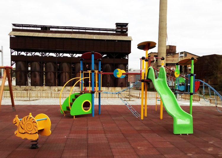 Παιδικές χαρές Κατακόλου, Επαρχείου & Πάρκου Ξυστρή λειτουργούν με ασφάλεια-Εγκρίθηκαν πιστοποιητικά καταλληλότητας