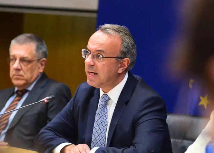 Ρουσφετολογικές προσλήψεις Σταϊκούρα στον ΟΣΕ